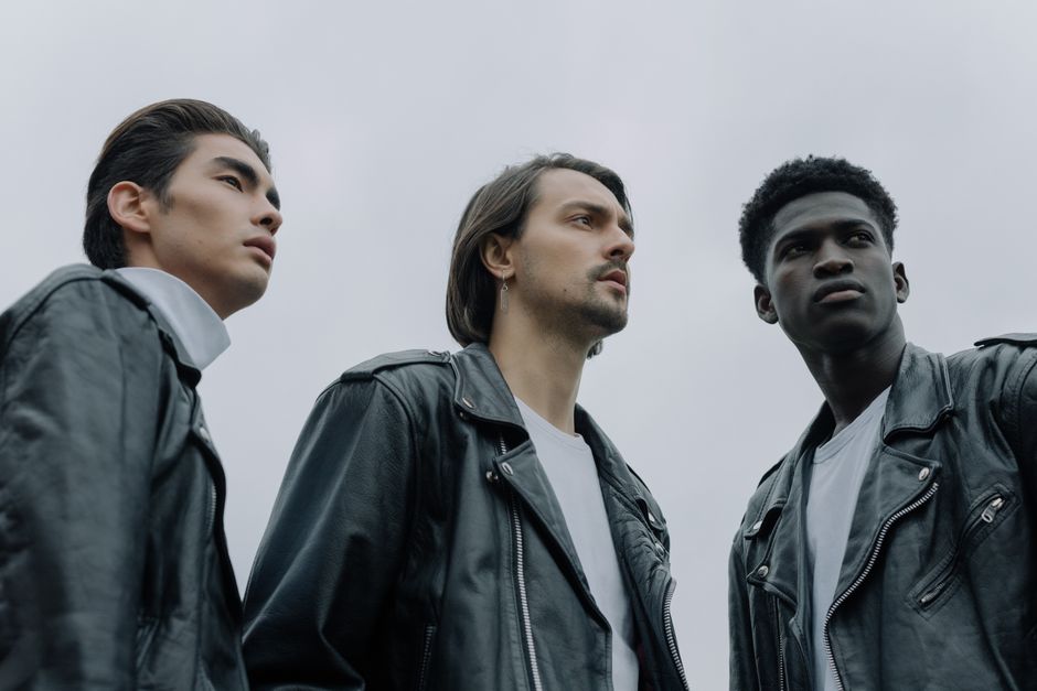 Can You Wear a Leather Jacket in the Summer? — Opt For Looser Styles