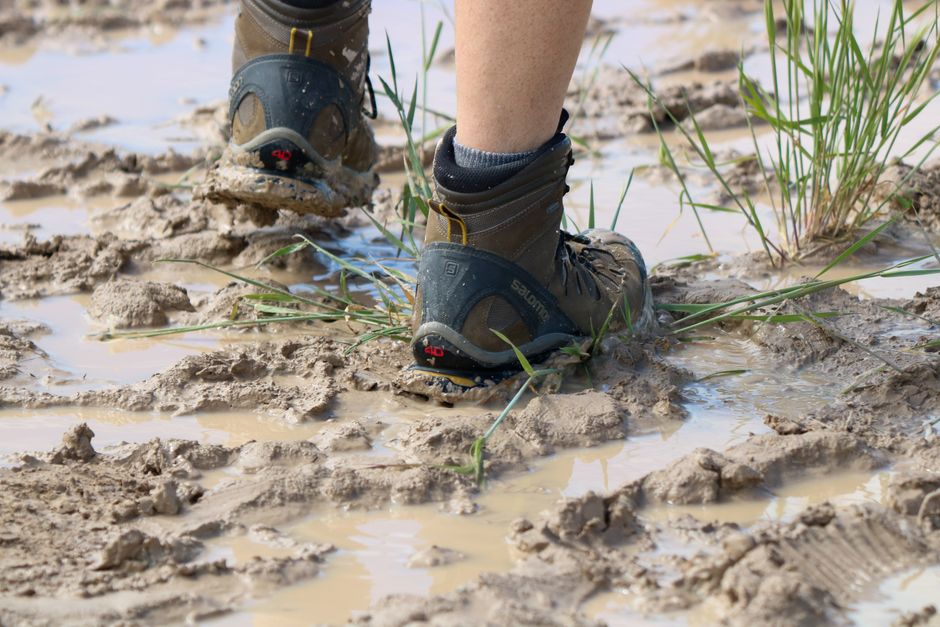 How to Clean Hiking Boots? — Wipe them Off
