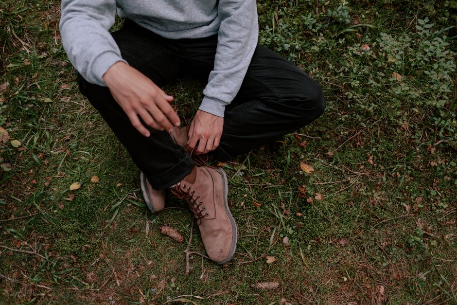 How to Style Hiking Boots? — Choose the Right Color