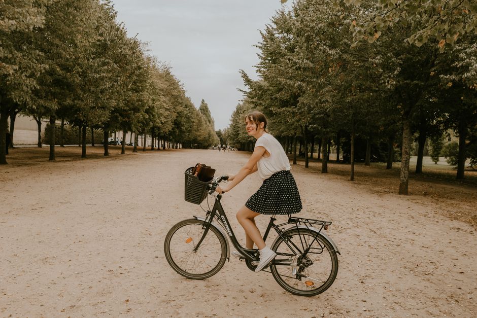What to Wear in Paris — Accessorizing the Parisian Way