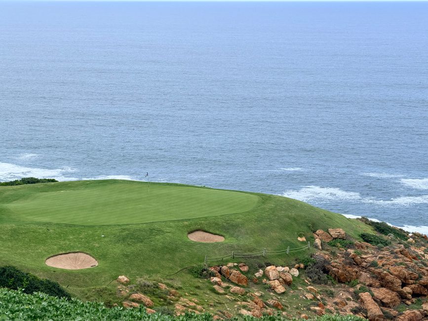 Best Wedges for Italy — Conquering Bunkers with Confidence: Sand Play Mastery