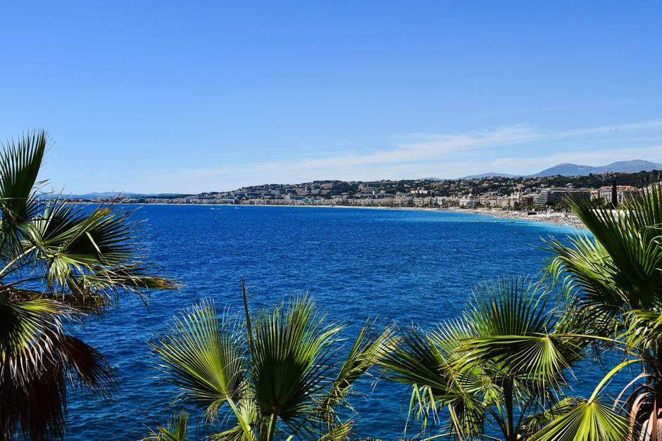 What to Wear in Nice — Embracing the Riviera Chic