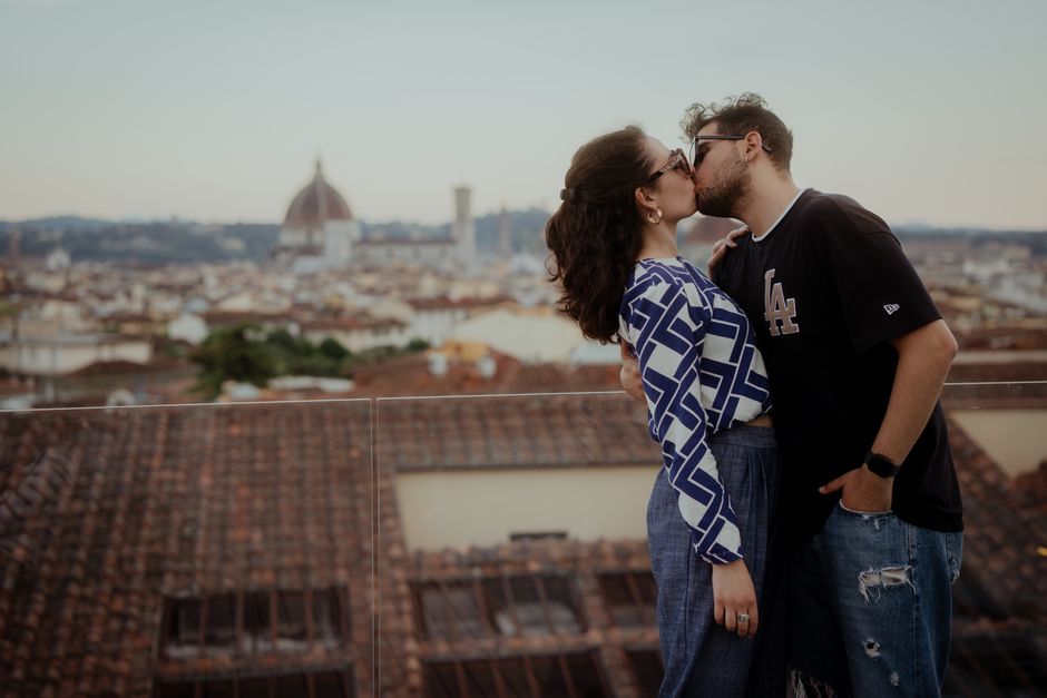 What to Wear in Florence — Embracing Timeless Elegance: Dressing for the Renaissance Vibes