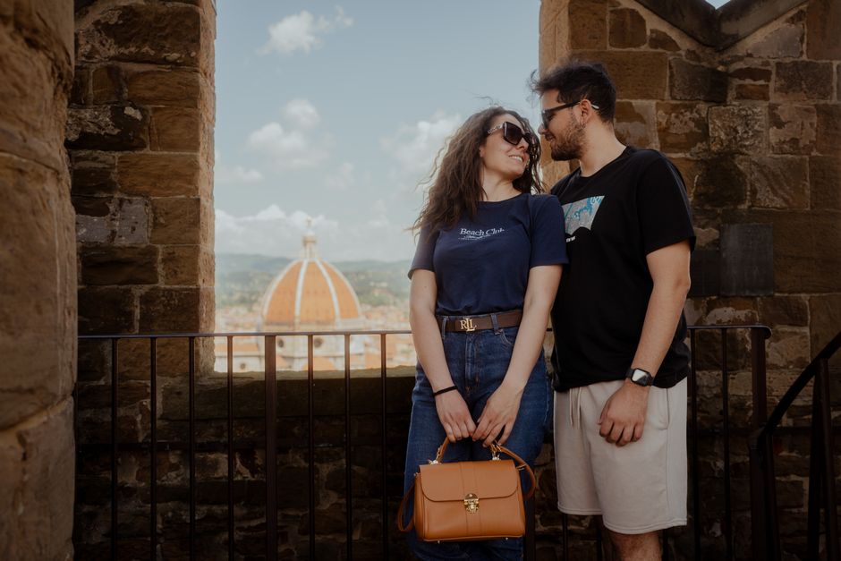 What to Wear in Florence — Navigating the Seasons: Dressing for Florence's Diverse Climate