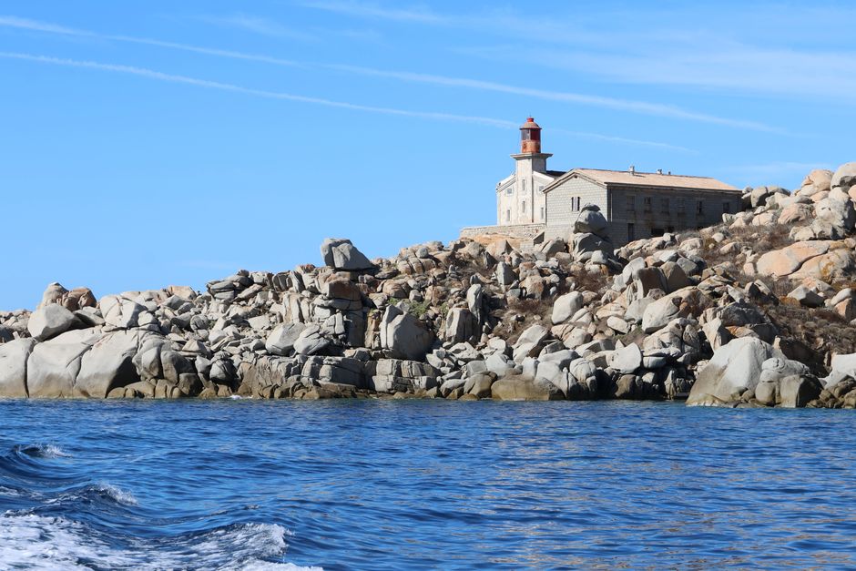 What to Wear in Sardinia — Navigating Sardinia's Chic Urban Scene