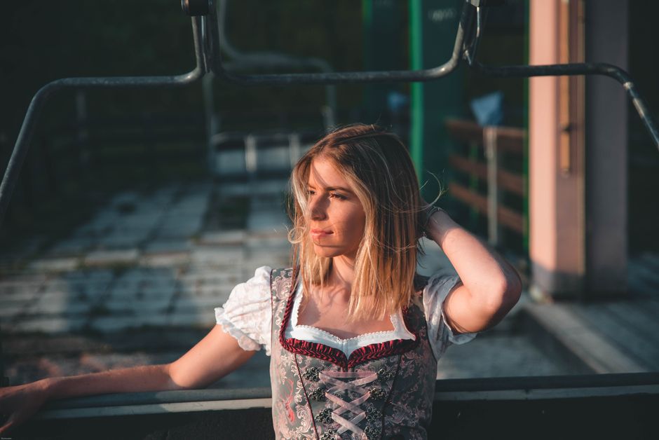 What to Wear in Bavaria — Embracing the Dirndl: A Symbol of Elegance