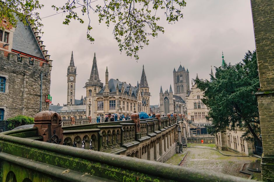 What to Wear in Belgium: Spring, Summer, Autumn — Spring Attire: Embracing the Blossoms