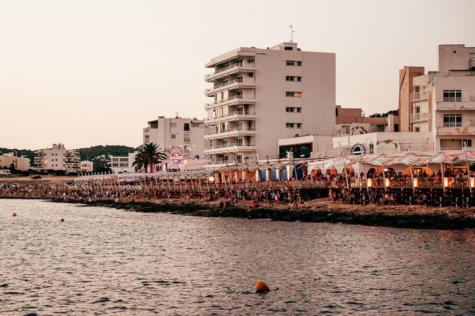 What to Wear in Ibiza — Daytime Delights: Pool Parties and Beach Escapades