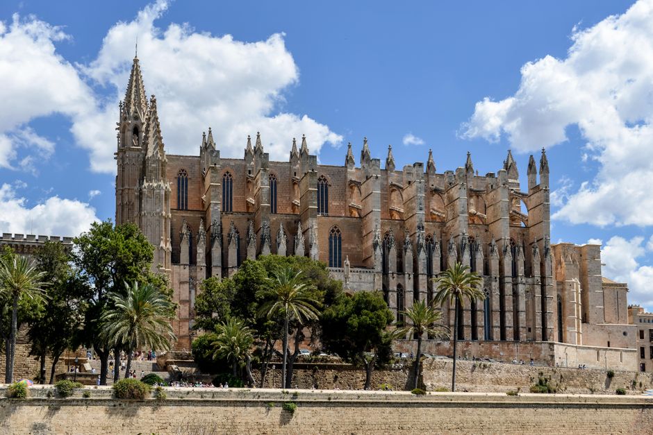 What to Wear in Mallorca — Understanding Mallorca's Climate