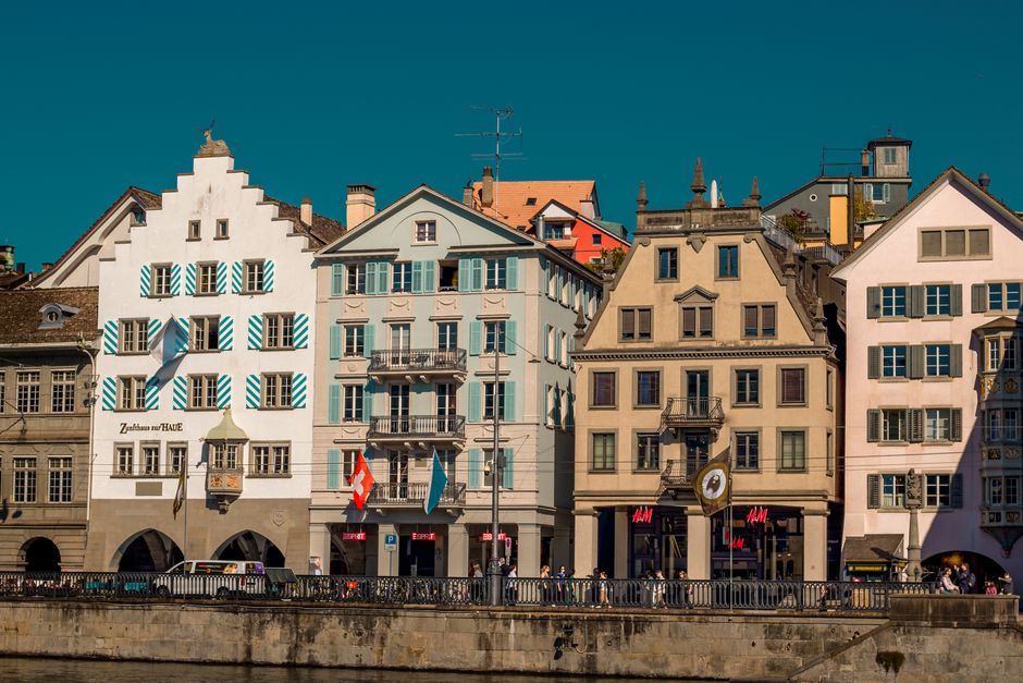 What to Pack for Switzerland: Zurich — 1. Understanding Zurich's Climate