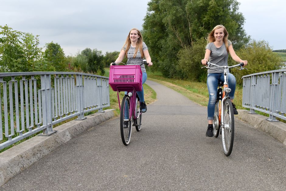 What to Wear in the Netherlands — Dressing for Activities