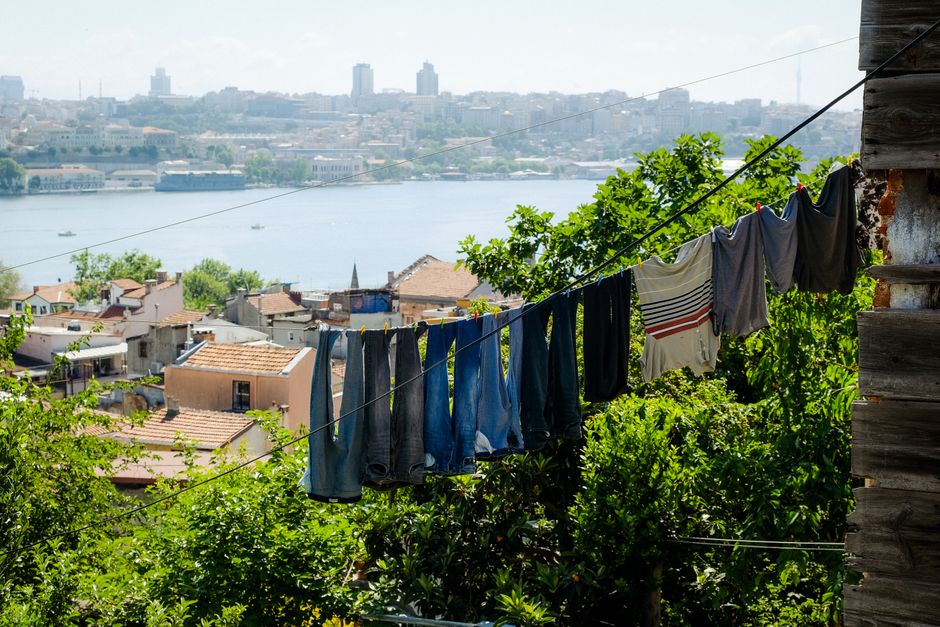 Istanbul Clothing Suggestions — Spring (March to May)