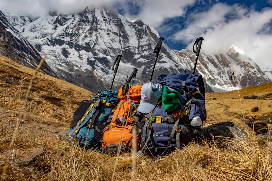 How to attach trekking pole to backpack — Understanding the Importance of Proper Trekking Pole Attachment