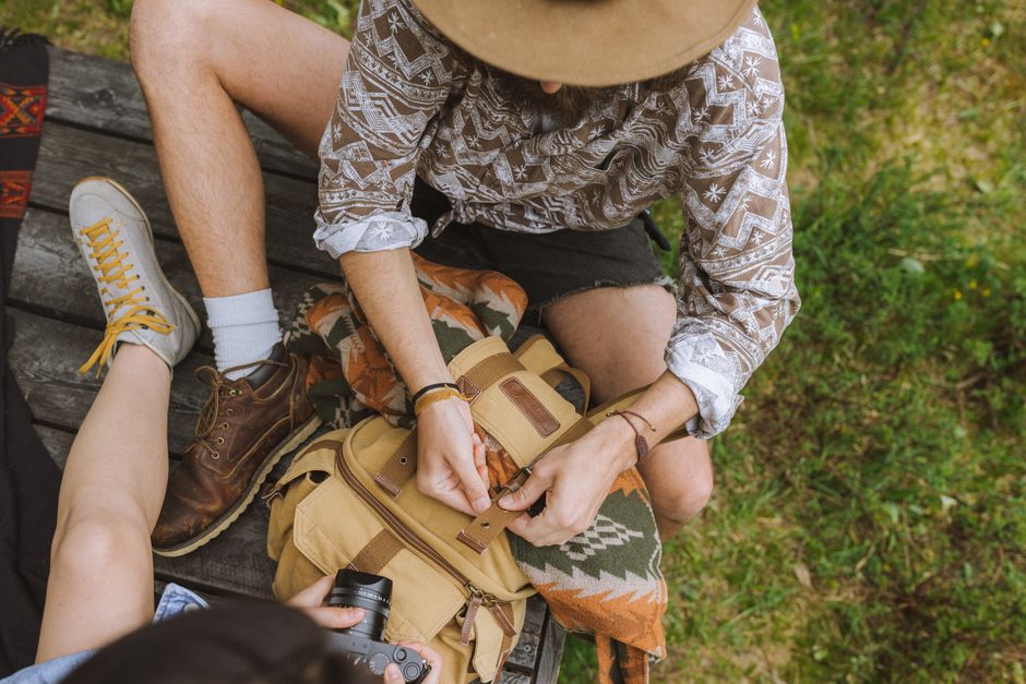 How to fix a zipper on a backpack without tools — Effective Solutions for Common Zipper Issues