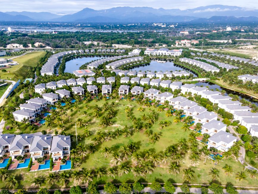What is a Gated Community? — What Defines a Gated Community?