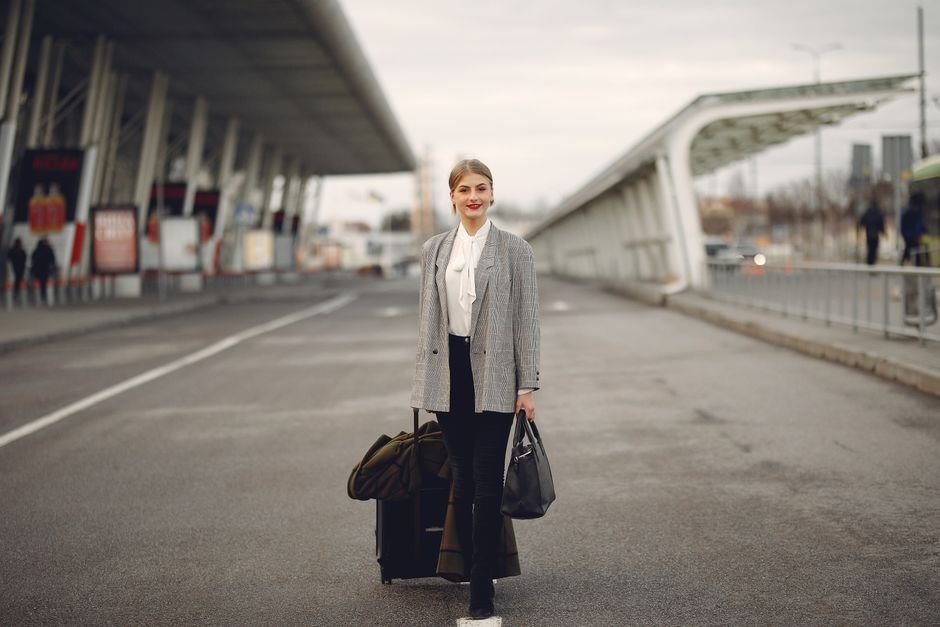 International Carry on vs Domestic Carry On — Key Differences Between International and Domestic Carry-Ons