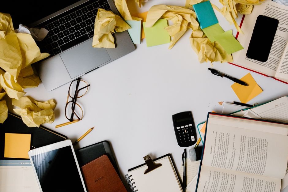 How to Reduce Gadget Clutter While Traveling — 1. Identify What You Actually Need
