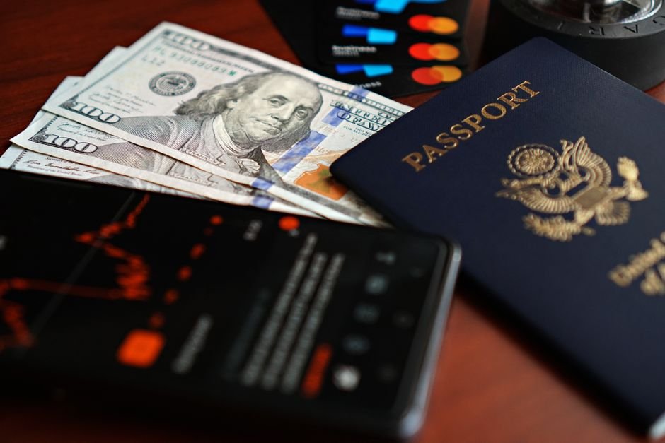 Passport Holder vs Neck Wallet: Choosing the Right Travel — What Is a Neck Wallet?