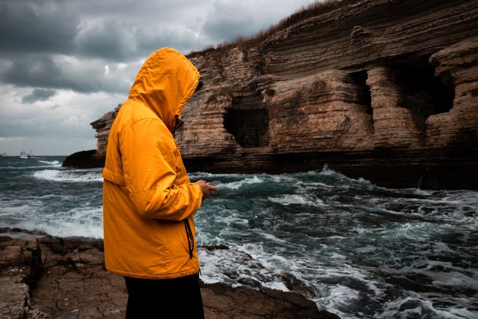 Rain Jacket vs Windbreaker For Backpacking — Understanding Windbreakers