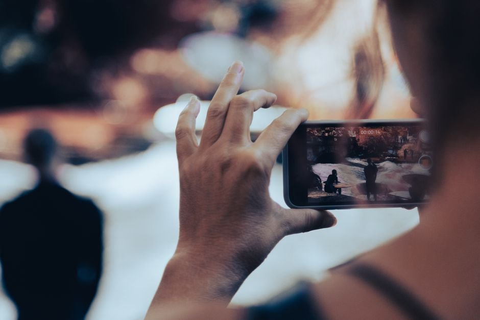Travel Action Camera vs Smartphone Camera — Smartphone Cameras