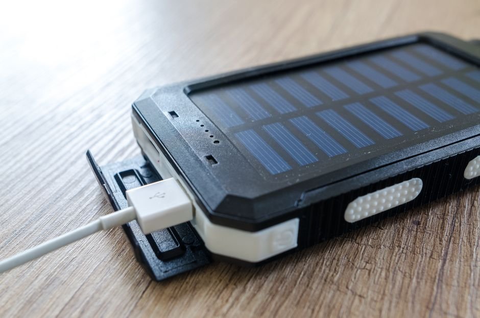 Travel Adapter vs Power Bank — 1. Universal Travel Adapter