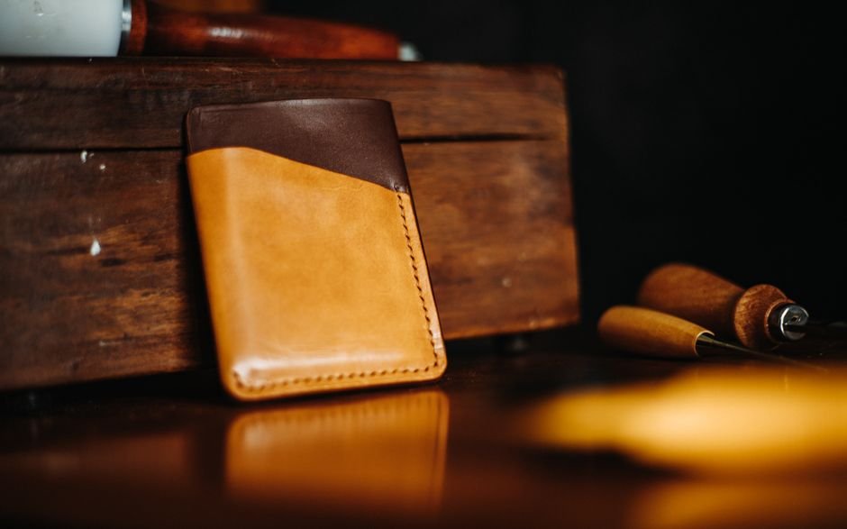 Slim RFID Wallet vs Bifold RFID Wallet — What Is an RFID Wallet?