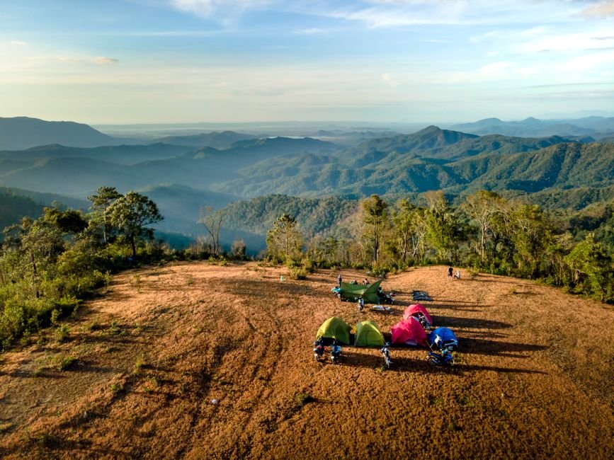 top outdoor activities for budget travelers — 1. Hiking Adventures — Experience Nature Up Close